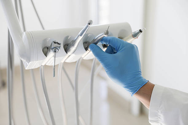 Professional Emergency Dentist technician working in New Cordell, OK